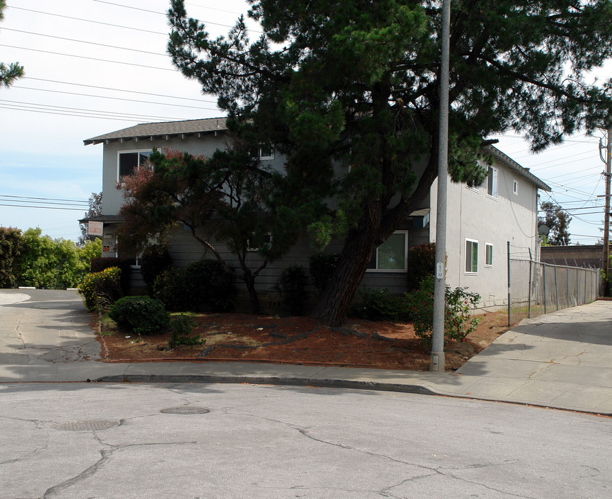 1764 Noranda Drive in Sunnyvale, CA - Foto de edificio