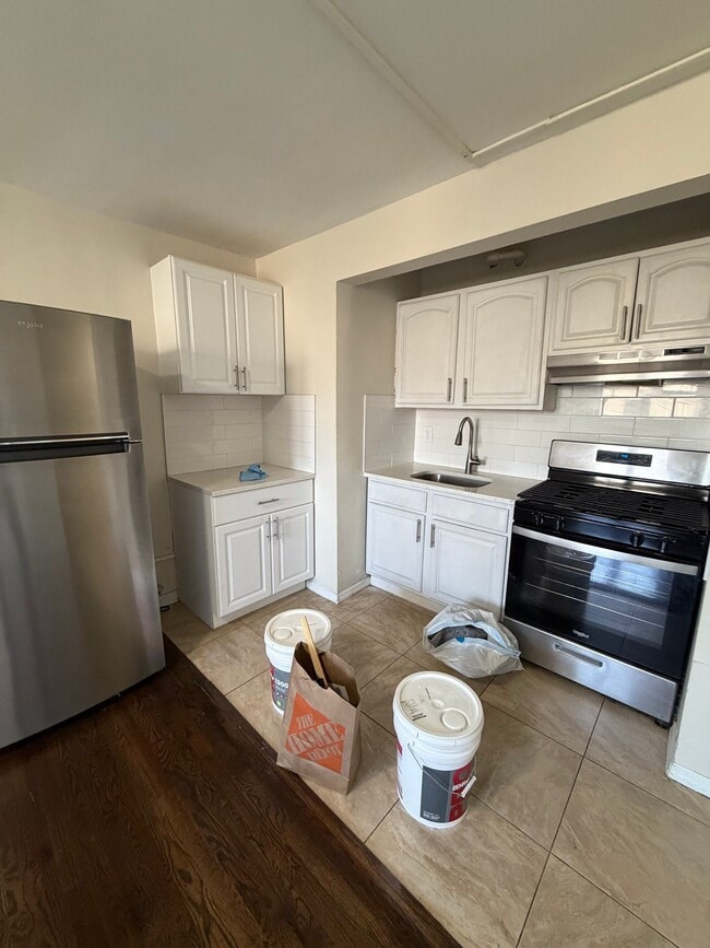 110 Washington St, Unit 6E