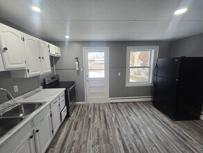 56 W Garrison St in Bethlehem, PA - Building Photo - Building Photo