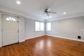 653 NW 86th St in Seattle, WA - Building Photo - Building Photo