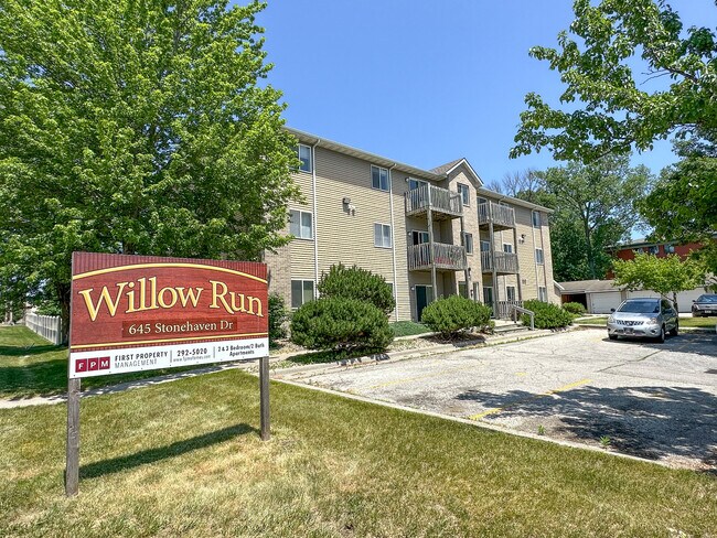 Willow Run in Ames, IA - Foto de edificio - Building Photo