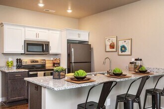 1825 Caleb Ct in North Liberty, IA - Building Photo - Building Photo