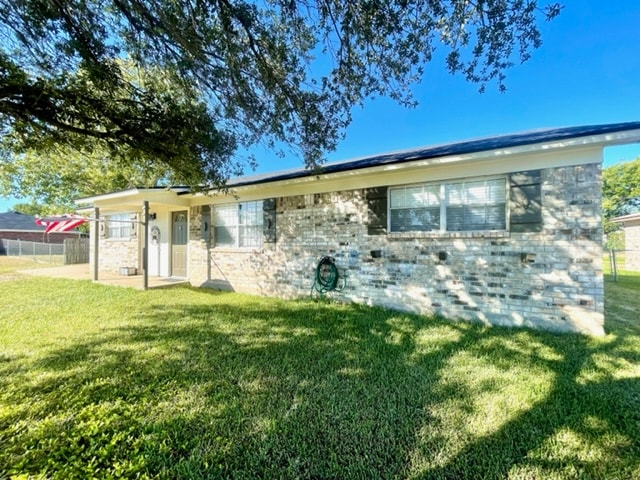 442 Fernwood Dr in Woodway, TX - Foto de edificio - Building Photo