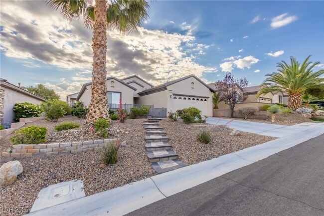 property at 2562 Starlight Valley St