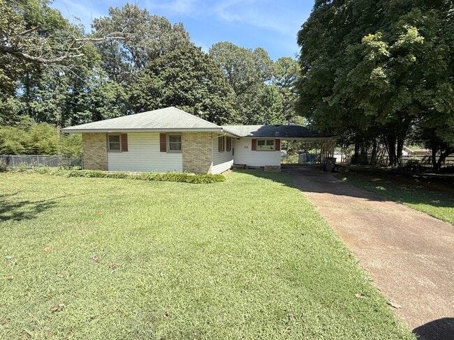 1012 Strong St in Madison, AL - Building Photo - Building Photo