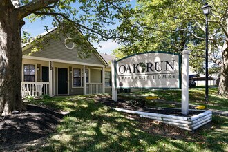 Oak Run Apartments in Columbus, OH - Foto de edificio - Building Photo