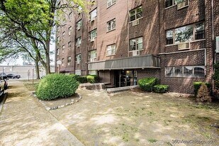 4600 N Cumberland Ave, Unit 513 in Chicago, IL - Building Photo