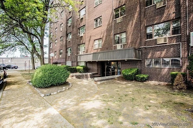 property at 4600 N Cumberland Ave