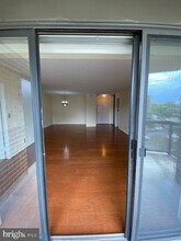 8380 Greensboro Dr in McLean, VA - Building Photo - Building Photo