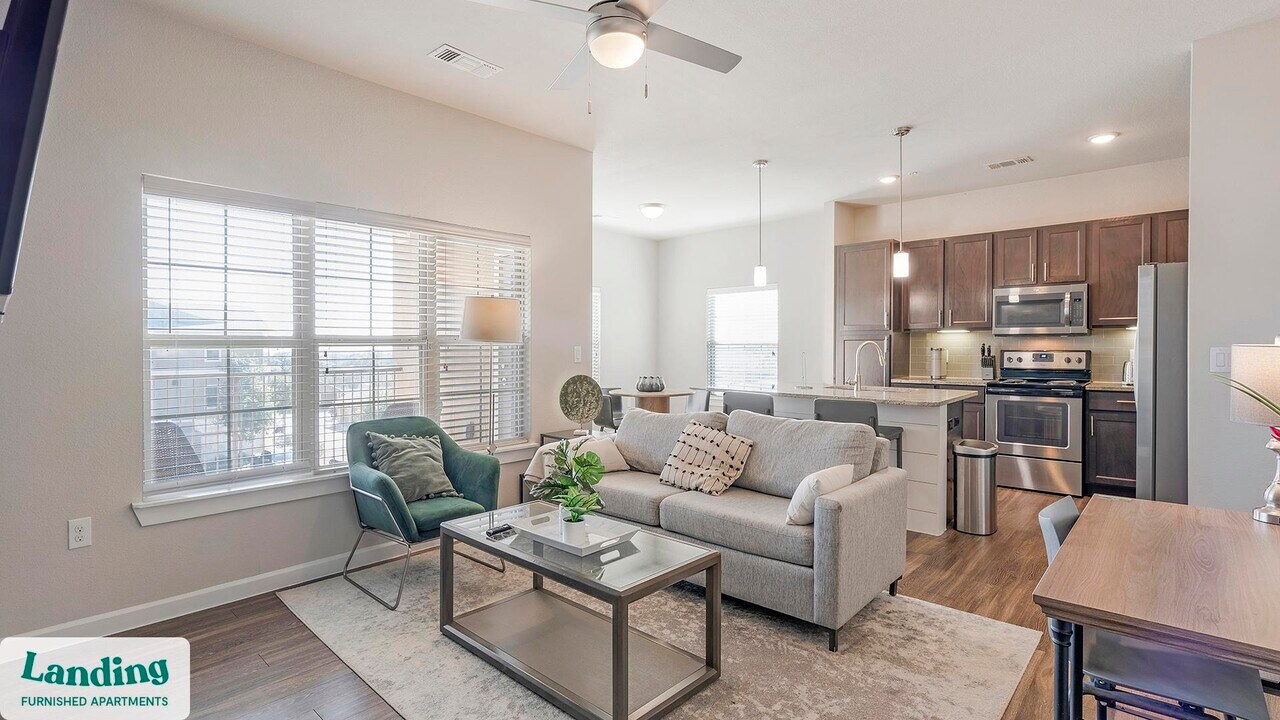 2745 Westpointe Dr in New Braunfels, TX - Building Photo