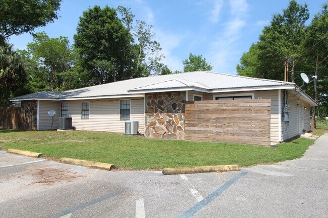 property at 4964 W Spencer Field Rd