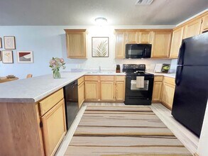 Pines at Southridge in Tahlequah, OK - Foto de edificio - Building Photo