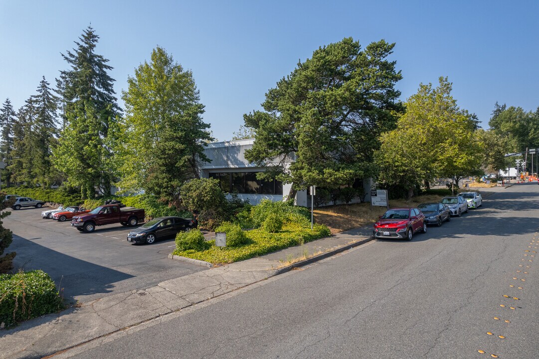 Copal in Bellevue, WA - Foto de edificio