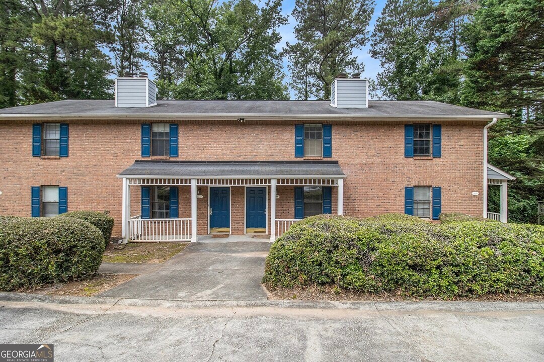 3237 Highpoint Ct in Snellville, GA - Building Photo