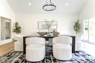 11618 Lakeside Pl Dr in Houston, TX - Building Photo - Building Photo