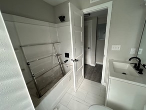 1014 La Marche Dr in Jacksonville, FL - Building Photo - Building Photo