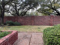 7447 Cambridge St photo'