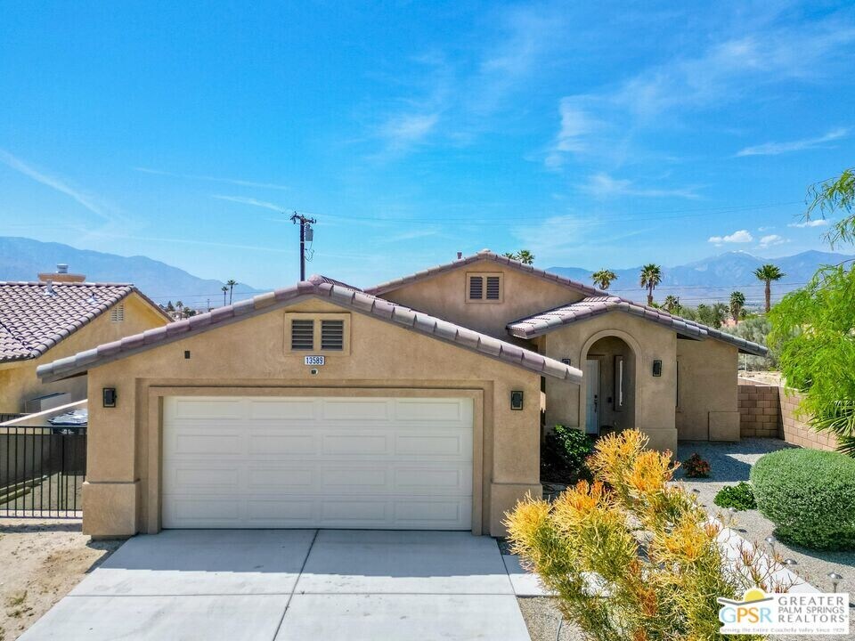 13589 Hidalgo St in Desert Hot Springs, CA - Building Photo