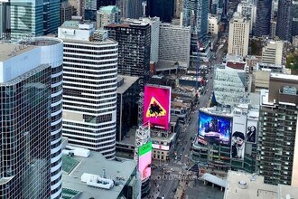 197 Yonge St in Toronto, ON - Building Photo - Building Photo