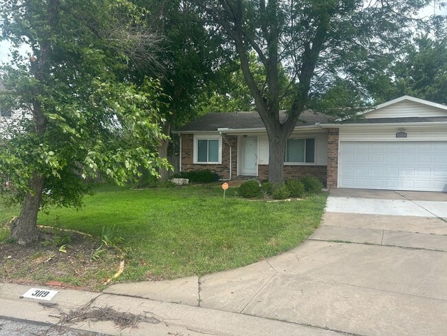 property at 3119 N Bayberry St