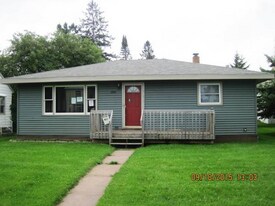 1706 E 5th St in Superior, WI - Building Photo