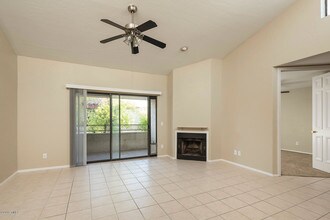 2935 N 68th St-Unit -224 in Scottsdale, AZ - Foto de edificio - Building Photo