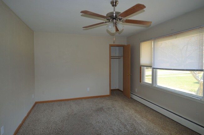 1115 22nd Ave S in Grand Forks, ND - Building Photo - Building Photo