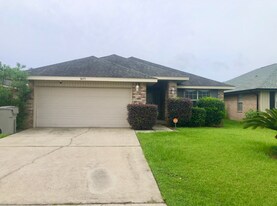 3405 Wasatch Range Loop in Pensacola, FL - Building Photo