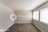 9018 Hurst Ct photo'