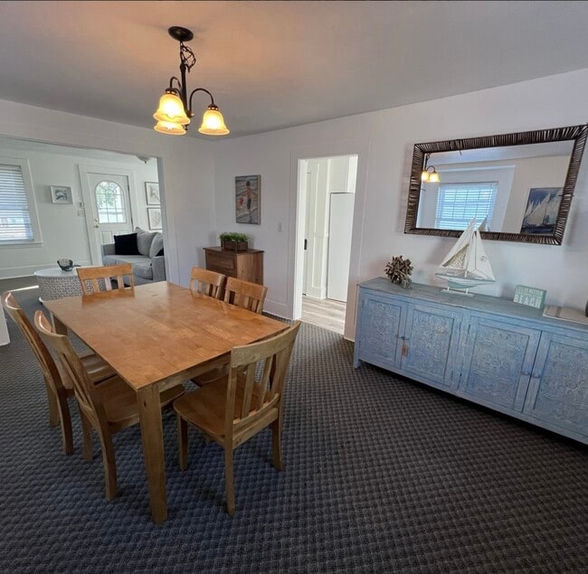 18 Highland Ave, Unit 18 Highland Avenue-Unit 2 in Hampton, NH - Building Photo - Building Photo