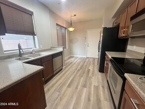 15842 N 73rd Ln in Peoria, AZ - Building Photo - Building Photo