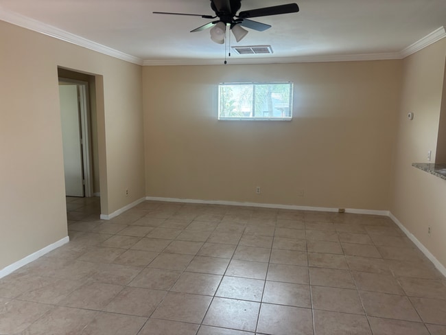 21 N Crossings Cir in Boynton Beach, FL - Building Photo - Building Photo