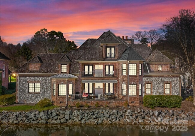 2310 La Maison Dr in Charlotte, NC - Building Photo - Building Photo