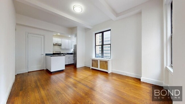 property at 140 E 46th St