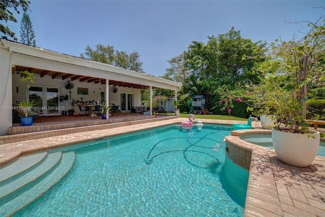 8750 SW 125th Terrace