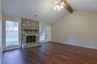 16959 Nicole Ln in Houston, TX - Building Photo - Building Photo