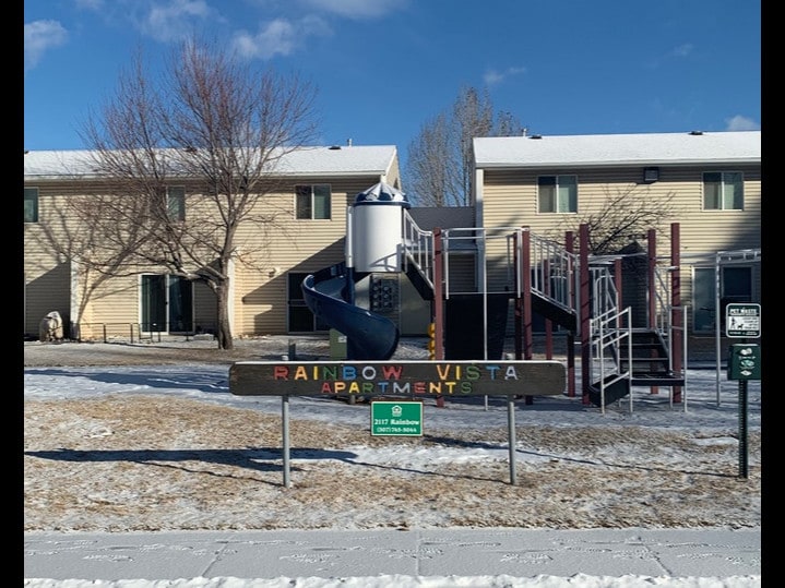 2111 Rainbow Ave in Laramie, WY - Building Photo