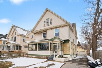 312 Sawyer St, Unit 3-3301 in Rochester, NY - Building Photo - Building Photo