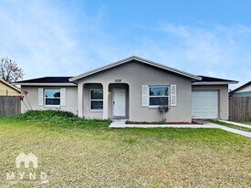 628 Royal Palm Dr in Kissimmee, FL - Building Photo