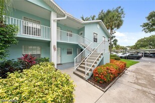 28260 Pine Haven Way in Bonita Springs, FL - Building Photo