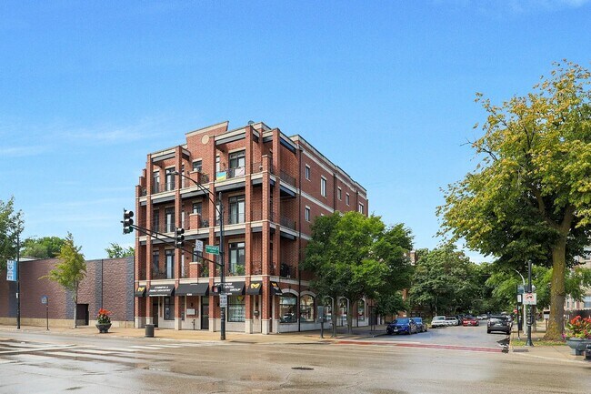 6260 N Broadway St, Unit 2 S in Chicago, IL - Building Photo - Building Photo