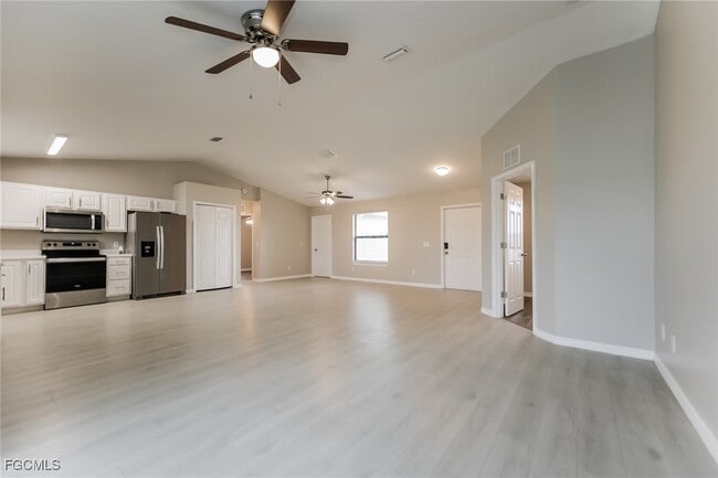 148 Partridge St in Lehigh Acres, FL - Building Photo - Building Photo