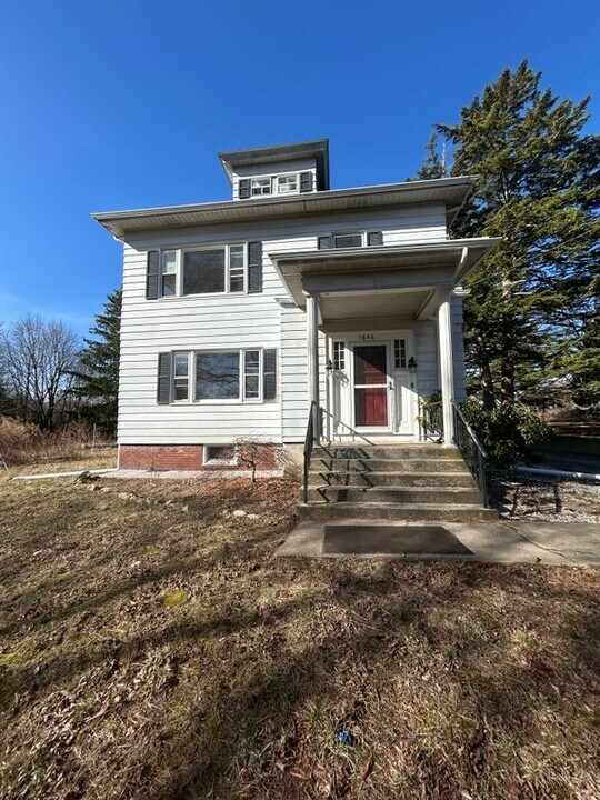 1646 Old Louisquisset Pike in Lincoln, RI - Building Photo