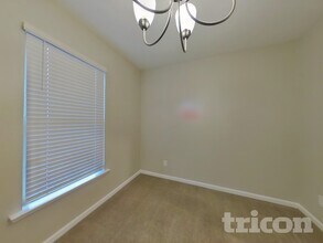 174 Southwind Cir in Newnan, GA - Building Photo - Building Photo