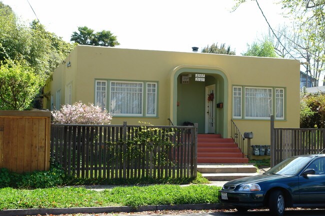 2105-2107 Spaulding Ave in Berkeley, CA - Building Photo - Building Photo