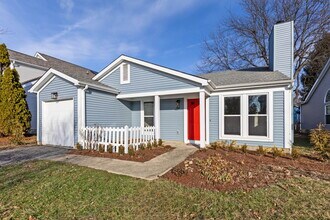 1800 Weather Stone Ln in Columbus, OH - Building Photo - Building Photo