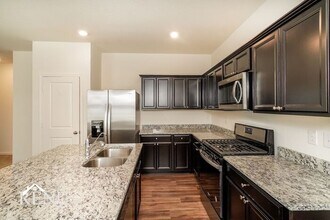 5026 Firefly Hls in Saint Hedwig, TX - Building Photo - Building Photo