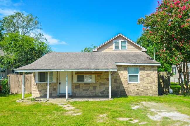4710 15th St in Bacliff, TX - Building Photo - Building Photo