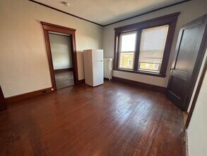 1 Harbor St in Salem, MA - Building Photo - Building Photo