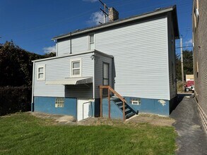 2916 Walnut St in McKeesport, PA - Building Photo - Building Photo